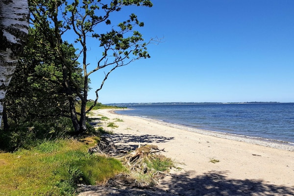 Foto van 10 persoons vakantie huis in Roslev - Vakantiehuis in Roslev - WaterView