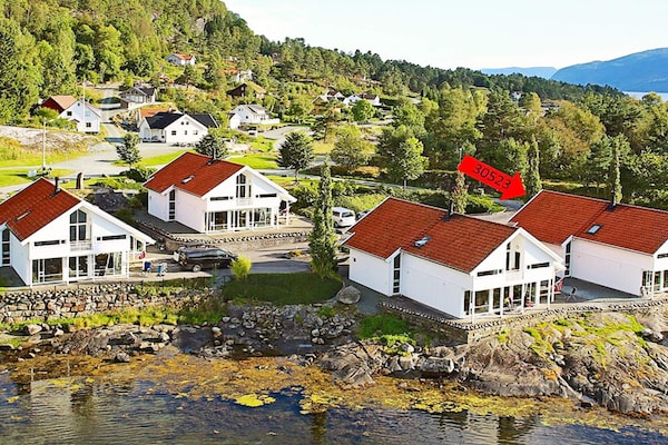 Foto van 12 persoons vakantie huis in Jelsa - Vakantiehuis in Jelsa - Outdoor