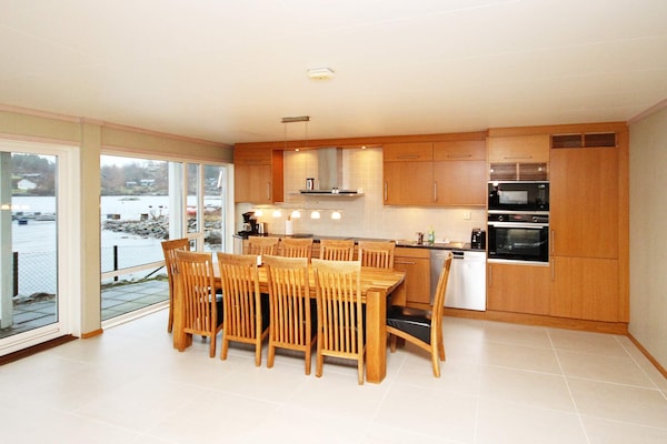 Foto van 12 persoons vakantie huis in Jelsa - Vakantiehuis in Jelsa - Indoor