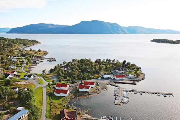 Foto van 12 persoons vakantie huis in Jelsa - Vakantiehuis in Jelsa - WaterView