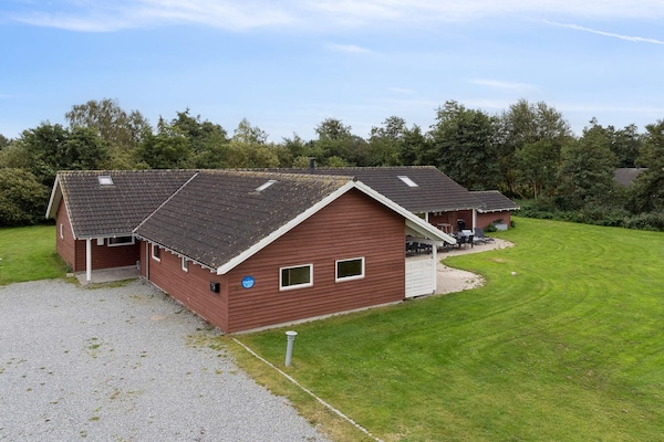 Foto van Luxe villa met zwembad Marielyst - Vakantiehuis in Idestrup - Outdoor