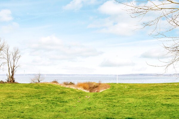 Foto van Unieke Fjord Retreat -- By Traum Ferienwohnungen - Vakantiehuis in Aabenraa - WaterView