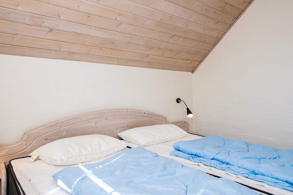 Foto van Luxe vakantieverblijf met zwembad - Vakantiehuis in Blåvand - Indoor