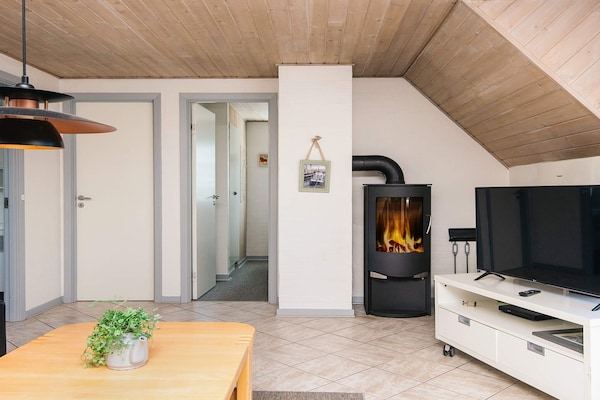 Foto van Luxe vakantieverblijf met zwembad - Vakantiehuis in Blåvand - Indoor