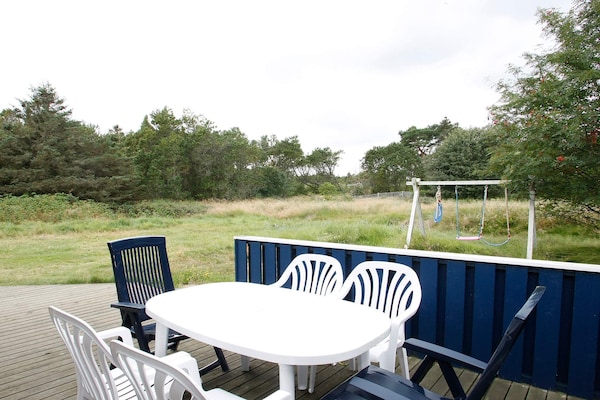 Foto van Afgelegen oase met zwembad - Vakantiehuis in Ålbæk - View