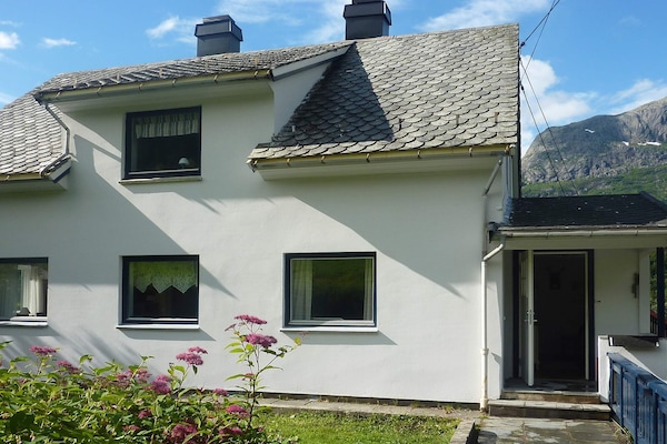 Foto van 10 persoons vakantie huis in Bygstad-By Traum - Vakantiehuis in Bygstad - Outdoor