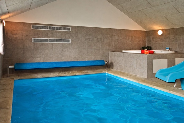 Foto van Luxe villa met zwembad aan zee - Vakantiehuis in Sydals - Pool