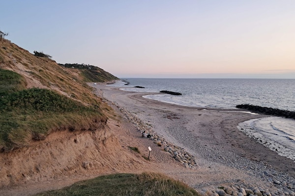 Foto van Luxe vakantieverblijf met zwembad - Vakantiehuis in Tisvildeleje - WaterView