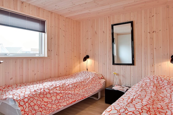 Foto van Luxe vakantieverblijf met zwembad - Vakantiehuis in Tisvildeleje - Indoor