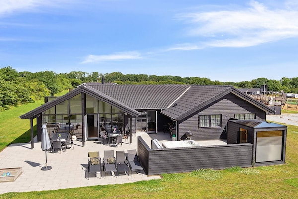Foto van Luxe vakantieverblijf in Mommark - Vakantiehuis in Sydals - Outdoor
