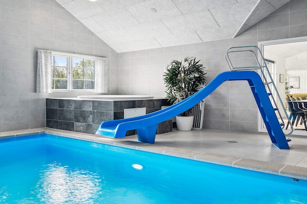 Foto van Luxe vakantieverblijf in Mommark - Vakantiehuis in Sydals - Pool