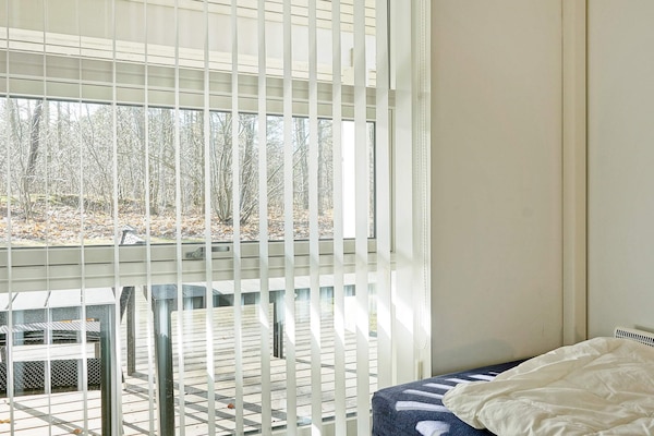 Foto van Modern cederhouten huisje vlak bij het strand - Vakantiehuis in Hasle - Indoor
