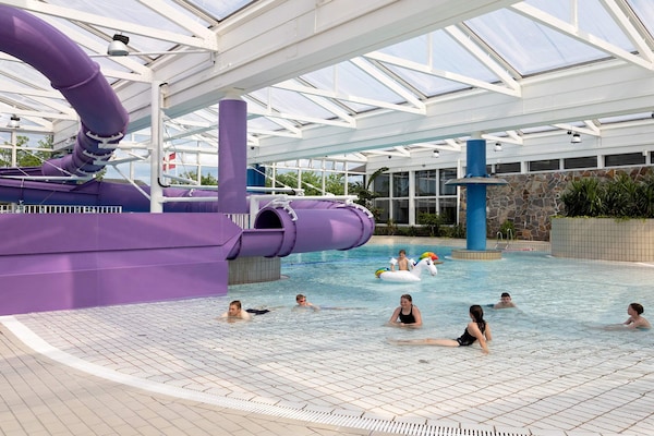 Foto van 1 persoons vakantie huis op een vakantie park in Hanstholm - Pool