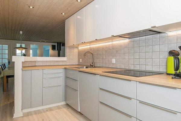 Foto van Luxe vakantieverblijf met zwembad - Vakantiehuis in Juelsminde - Indoor