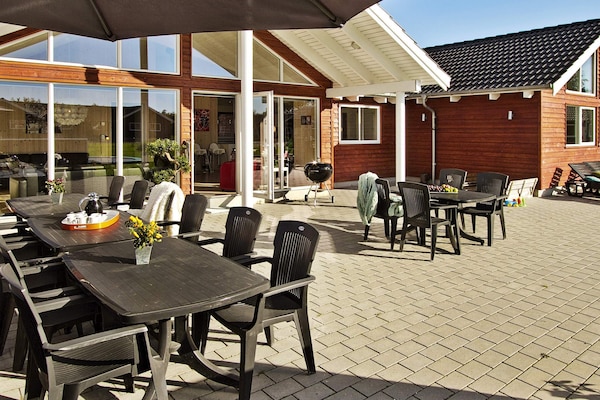 Foto van Luxe zwembadresort in Nordborg - Vakantiehuis in Nordborg - Outdoor