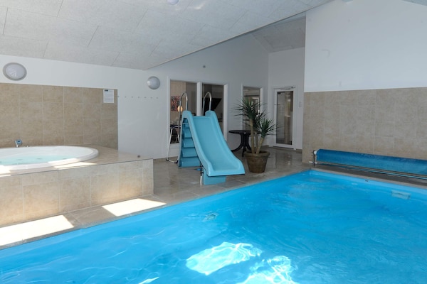Foto van Luxe zwembadresort in Nordborg - Vakantiehuis in Nordborg - Pool