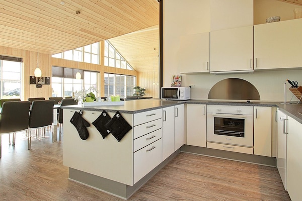 Foto van Luxe strandhuis met zwembad - Vakantiehuis in Odder - Indoor