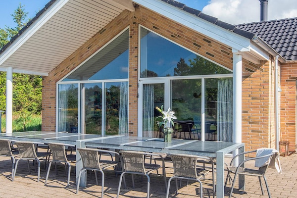 Foto van Luxe toevluchtsoord met zwembad - Vakantiehuis in Rømø - View