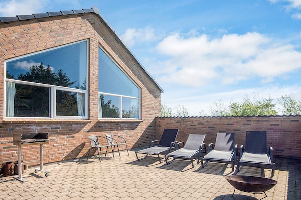 Foto van Luxe toevluchtsoord met zwembad - Vakantiehuis in Rømø - View