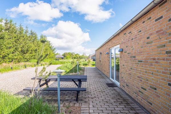 Foto van Luxe toevluchtsoord met zwembad - Vakantiehuis in Rømø - View