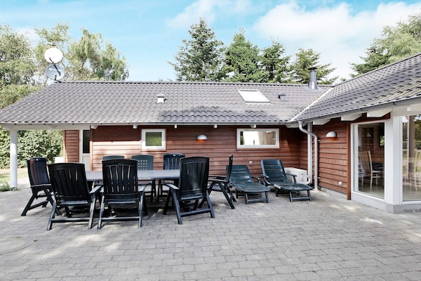 Foto van 12 persoons vakantie huis in Rødby-By Traum - Vakantiehuis in Rødby - Outdoor