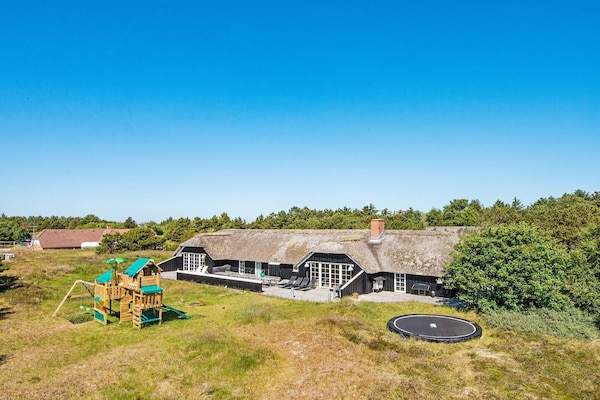 Foto van Luxe vakantiehuis met zwembad - Vakantiehuis in Fanø - Outdoor