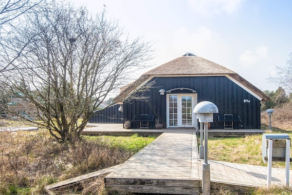 Foto van Luxe vakantiehuis met zwembad - Vakantiehuis in Fanø - View