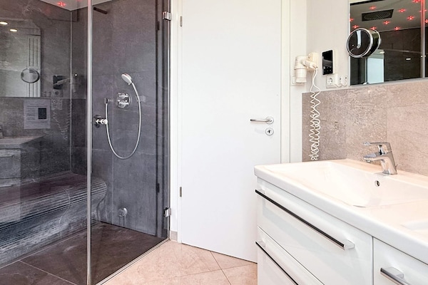 Foto van Modern jachthavenappartement op toplocatie - Vakantiehuis in Wendtorf - Indoor