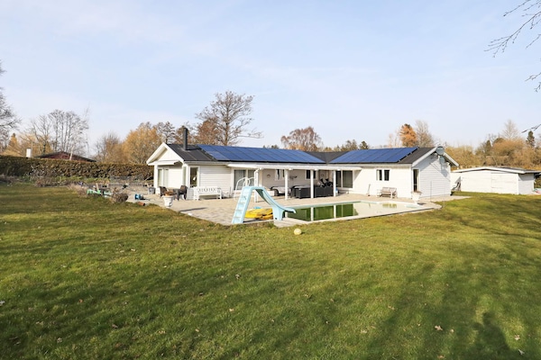 Foto van 10-persoonshuis in Rødvig Stevns - Vakantiehuis in Rødvig Stevns - Outdoor