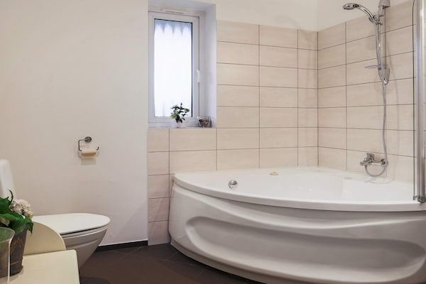 Foto van 11 persoons vakantie huis in Væggerløse-By Traum - Spa