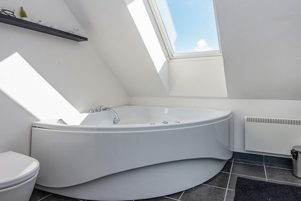 Foto van Panoramisch toevluchtsoord met Spa - Vakantiehuis in Ranum - Spa