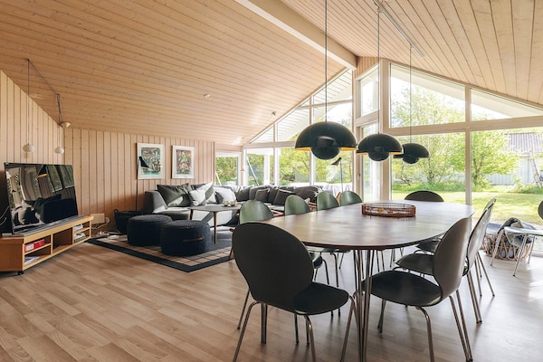 Foto van 10 persoons vakantie huis in Væggerløse-By Traum - Indoor
