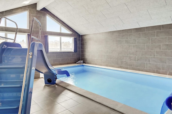 Foto van Luxe retraite met zwembad - Vakantiehuis in Jægerspris - Pool