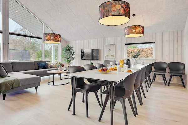 Foto van Luxe vakantieverblijf met zwembad - Vakantiehuis in Væggerløse - Indoor