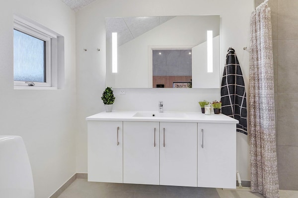 Foto van Luxe vakantieverblijf met zwembad - Vakantiehuis in Væggerløse - Indoor
