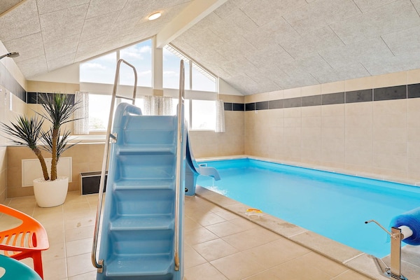 Foto van 18 persoons vakantie huis in Bogense - Vakantiehuis in Bogense - Pool