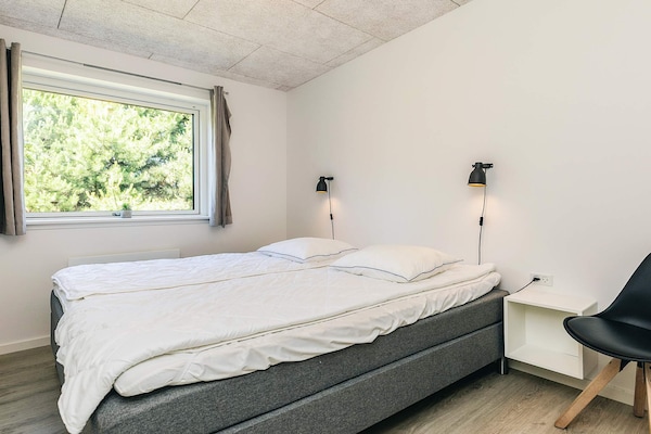 Foto van 14 persoons vakantie huis in Væggerløse-By Traum - Indoor