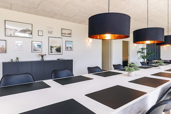 Foto van 14 persoons vakantie huis in Væggerløse-By Traum - Indoor