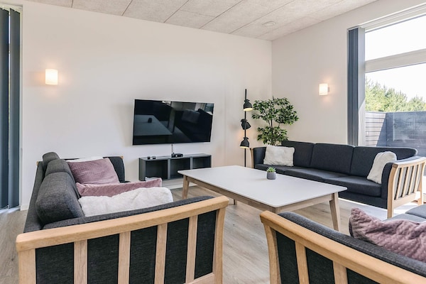Foto van 14 persoons vakantie huis in Væggerløse-By Traum - Indoor