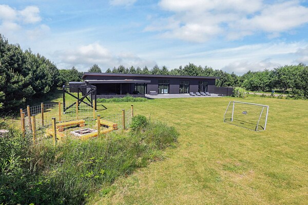 Foto van 14 persoons vakantie huis in Væggerløse-By Traum - View