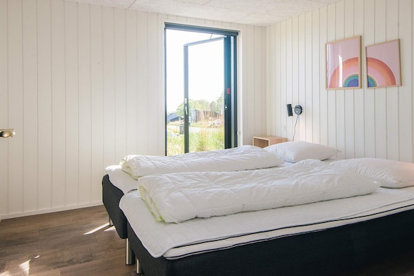 Foto van Panoramisch toevluchtsoord met zwembad - Vakantiehuis in Sjølund - Indoor