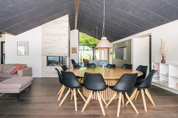 Foto van Panoramisch toevluchtsoord met zwembad - Vakantiehuis in Sjølund - Indoor