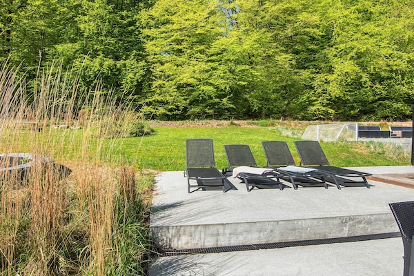 Foto van Panoramisch toevluchtsoord met zwembad - Vakantiehuis in Sjølund - View