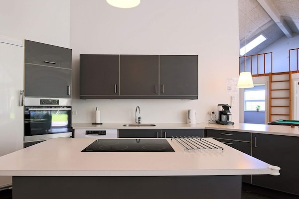 Foto van 10 persoons vakantie huis in Væggerløse-By Traum - Indoor