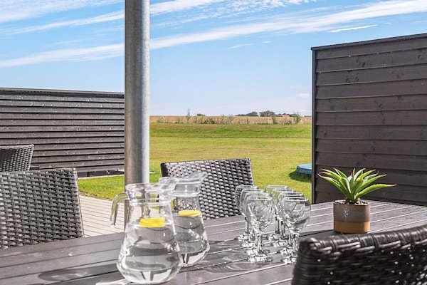 Foto van Luxe retraite voor 18 -- By Traum Ferienwohnungen - Vakantiehuis in Spøttrup - View