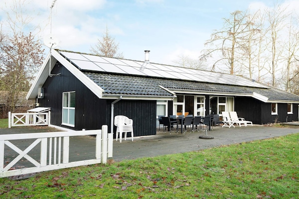 Foto van 10 persoons vakantie huis in Græsted - Vakantiehuis in Græsted - Outdoor