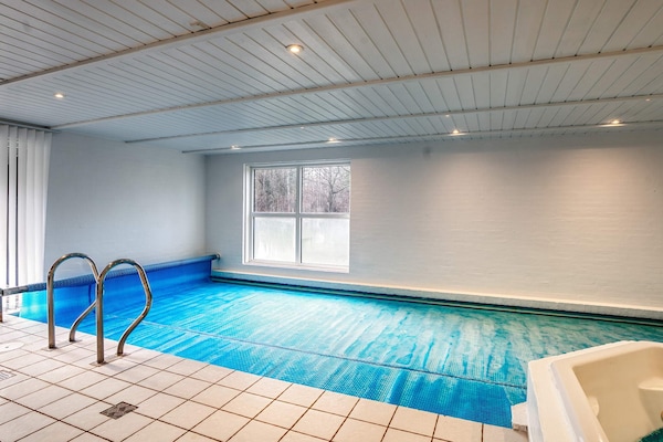 Foto van 10 persoons vakantie huis in Græsted - Vakantiehuis in Græsted - Pool