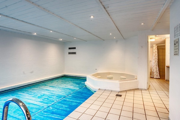 Foto van 10 persoons vakantie huis in Græsted - Vakantiehuis in Græsted - Pool