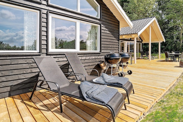 Foto van Luxe villa met zwembad in Vejby - Vakantiehuis in Vejby - Outdoor
