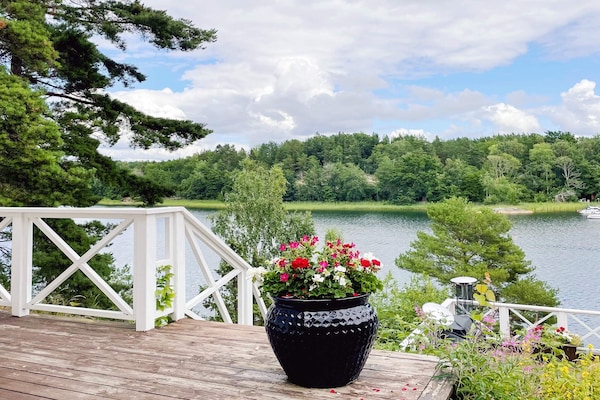 Foto van Hut aan het meer met panoramisch uitzicht - Vakantiehuis in INGARÖ - Outdoor